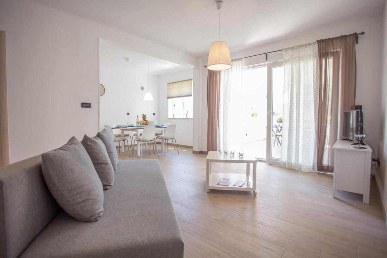 Apartment Mario 2 포레치 외부 사진